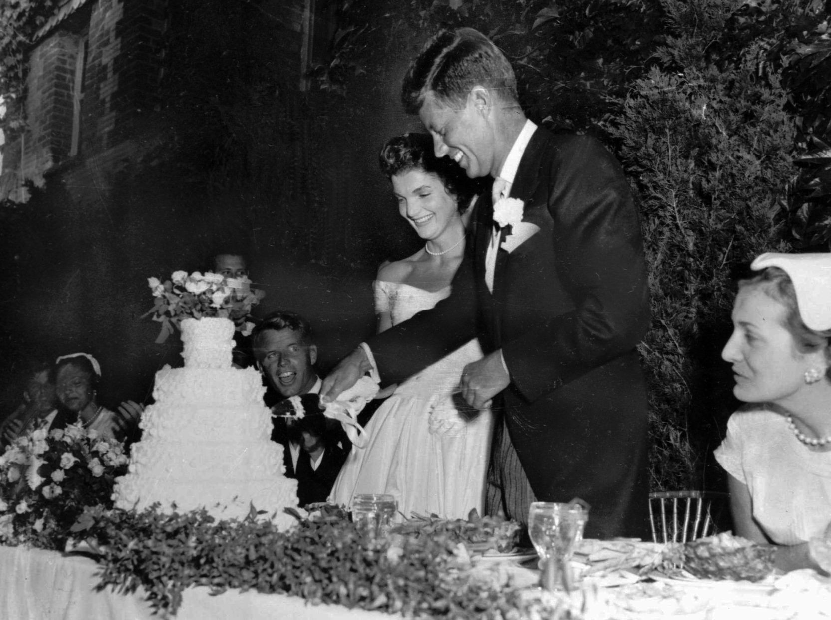 1953: John F. Kennedy and Jacqueline Lee Bouvier